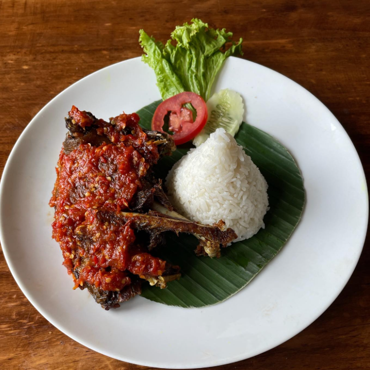 Set Menu oleh Begor Pondok Suryo